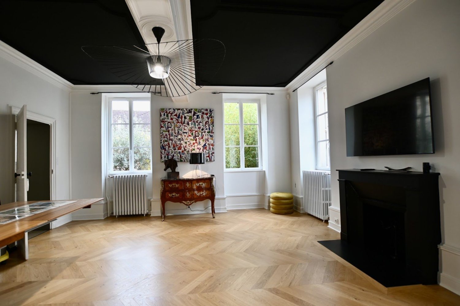 Отель, гостиница с 4 спальнями в Вермантон, Франция № 195208