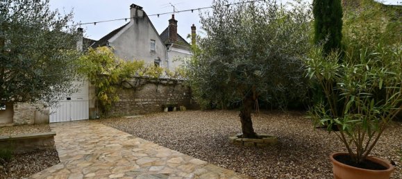 Отель, гостиница с 4 спальнями в Вермантон, Франция № 195208 19