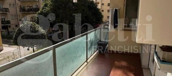 Apartamento de 4 divisões em Rieti, Italy N.º 40218 2