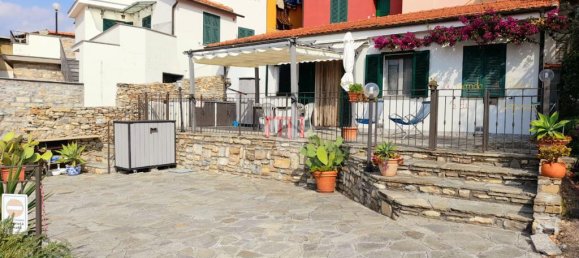 1 bedroom House in San Bartolomeo al Mare, Italy No. 151390 3
