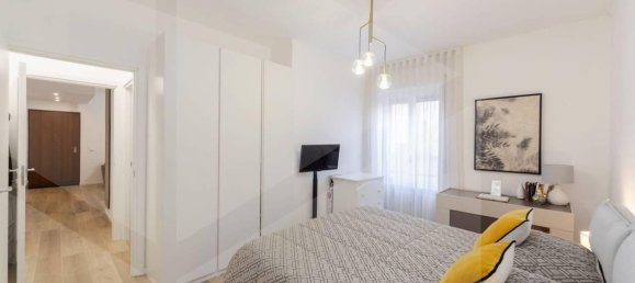 2 rooms Apartment in Monza, Italy No. 39304 33