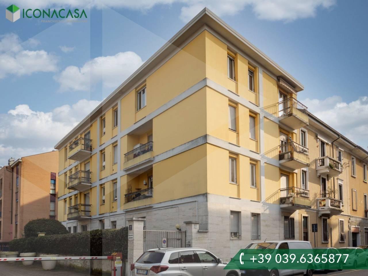 2 rooms Apartment in Monza, Italy No. 39304