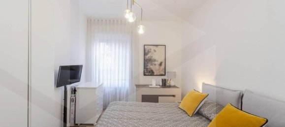 2 rooms Apartment in Monza, Italy No. 39304 42