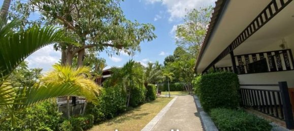 4 bedrooms Cafe / restaurant in Bang Lamung, Thailand No. 17774 9