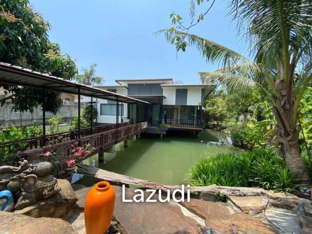 4 bedrooms Cafe / restaurant in Bang Lamung, Thailand No. 17774