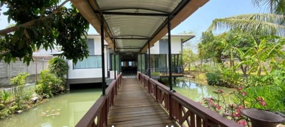 4 bedrooms Cafe / restaurant in Bang Lamung, Thailand No. 17774 6