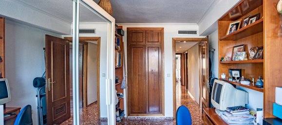 4 bedrooms Apartment in Valencia, Spain No. 172193 15