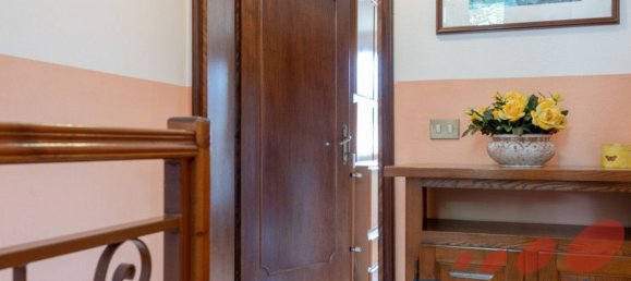 11 bedrooms House in Castel di Casio, Italy No. 381505 8