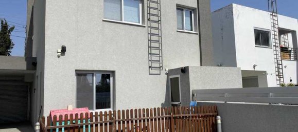 Villa de 3 dormitorios en Agios Athanasios, Cyprus No. 6752 3