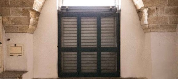 3 bedrooms House in Matino, Italy No. 203836 7