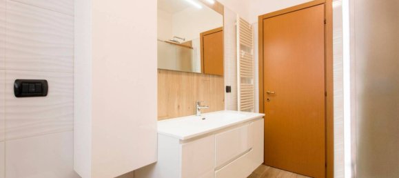 Apartamento de 1 dormitorio en Cusago, Italy No. 377067 5