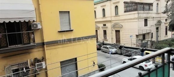 3 rooms Apartment in Naples, Italy No. 15684 25