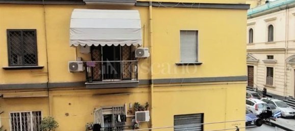 3 rooms Apartment in Naples, Italy No. 15684 27