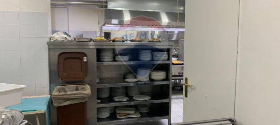 Коммерческая недвижимость 1500м² в Ачи Катена, Италия № 56770 21