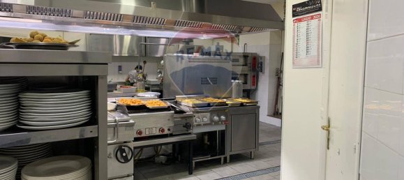 Коммерческая недвижимость 1500м² в Ачи Катена, Италия № 56770 20