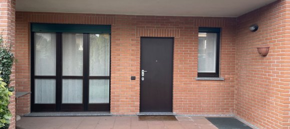 3 rooms Apartment in Bovisio Masciago, Italy No. 152096 3