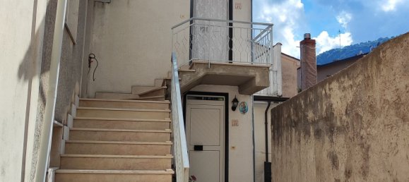 6-Zimmer Haus in Montella, Italy, Nr. 294911 2