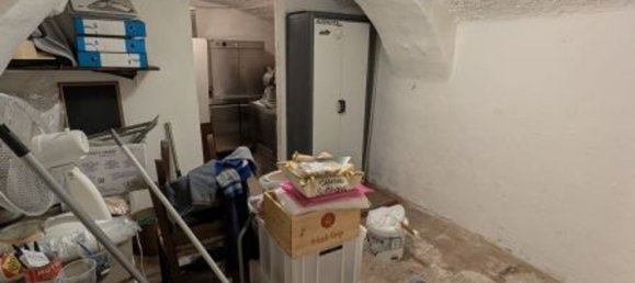 50m² Commercial property in Genoa, Italy No. 206213 11