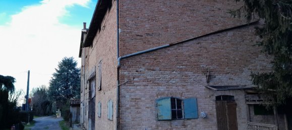 9-Zimmer Haus in Cavriago, Italy, Nr. 85380 2