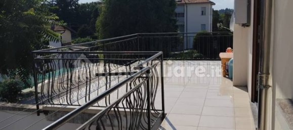 2 bedrooms Apartment in Solbiate Arno, Italy No. 266932 2