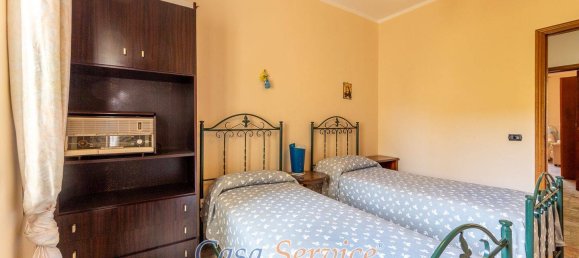 3 Schlafzimmer Wohnung in Alezio, Italy, Nr. 262071 15