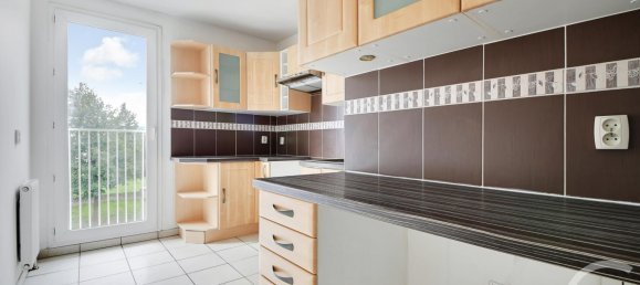 3 bedrooms Apartment in Vitry-sur-Seine, France No. 136576 3