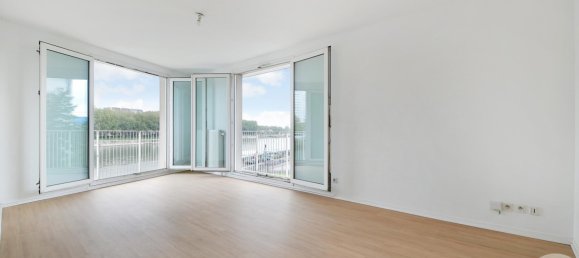 3 bedrooms Apartment in Vitry-sur-Seine, France No. 136576 2