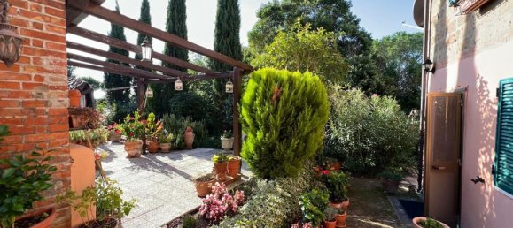 2 Schlafzimmer Haus in Castiglione del Lago, Italy, Nr. 56891 4