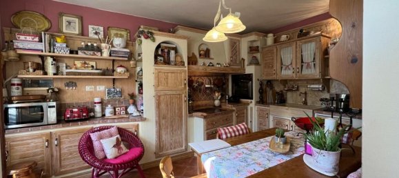 2 Schlafzimmer Haus in Castiglione del Lago, Italy, Nr. 56891 32