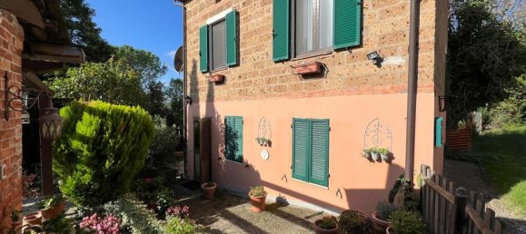 2 Schlafzimmer Haus in Castiglione del Lago, Italy, Nr. 56891 9