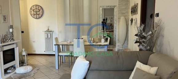 3 bedrooms Apartment in Sarmato, Italy No. 322049 4