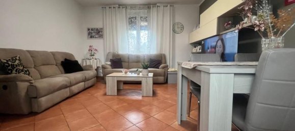 3 rooms House in Cucciago, Italy No. 26277 2