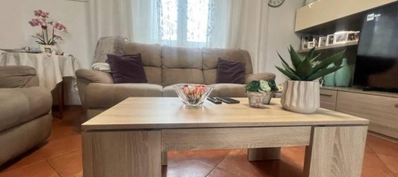 3 rooms House in Cucciago, Italy No. 26277 3