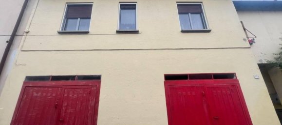 3 rooms House in Cucciago, Italy No. 26277 14