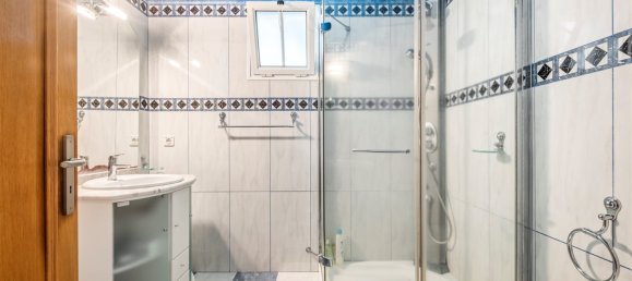 4 bedrooms Villa in Ribeira Brava, Portugal No. 135232 7