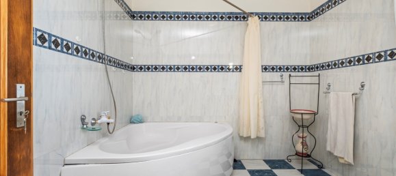 4 bedrooms Villa in Ribeira Brava, Portugal No. 135232 12