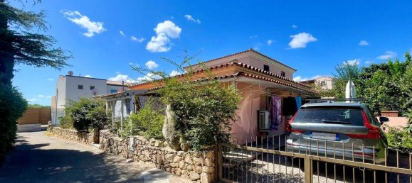 3 bedrooms House in San Teodoro, Italy No. 353674 3