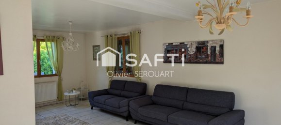 3 bedrooms House in Saint-Quentin, France No. 338601 3