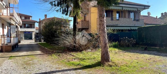 6 chambres Maison à Bonate Sopra, Italy No. 359990 5