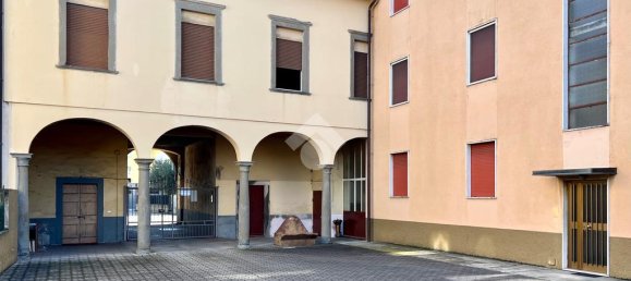 6 chambres Maison à Bonate Sopra, Italy No. 359990 10