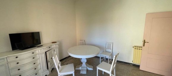 6 rooms Apartment in Siena, Italy No. 223796 4