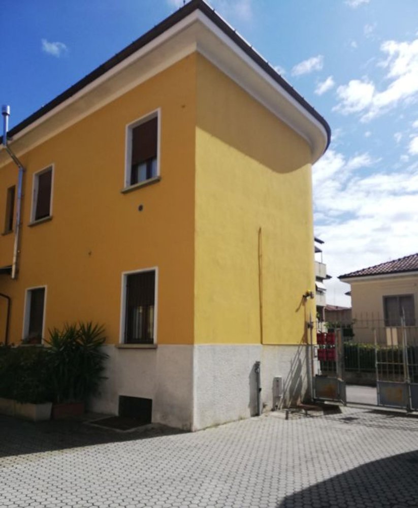 3-Zimmer Wohnung in Bovisio Masciago, Italy, Nr. 182448