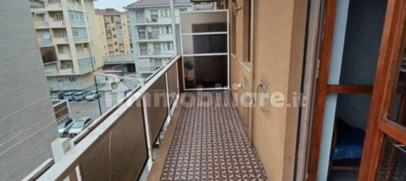 1 bedroom Apartment in Turin, Italy No. 159615 8