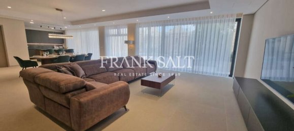 4 bedrooms Townhouse in Zebbug, Malta No. 7316 3