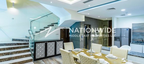 4 bedrooms Villa in Dubai, UAE No. 108078 6