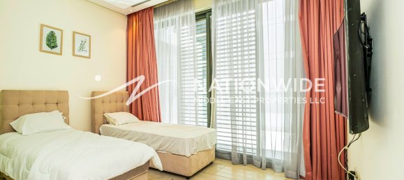 4 bedrooms Villa in Dubai, UAE No. 108078 8