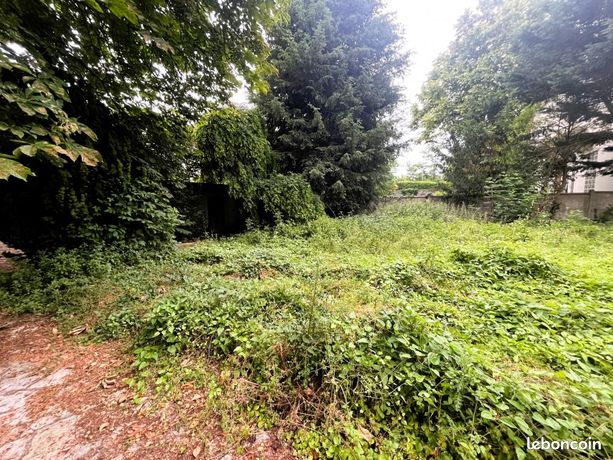 Grundstück in Saint-Ouen-l'Aumone, France 347m², Nr. 307624