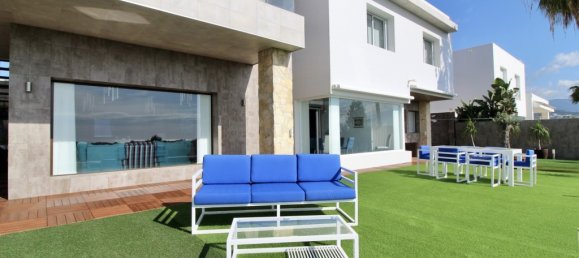 4 Schlafzimmer Villa in Malaga, Spain, Nr. 44421 8