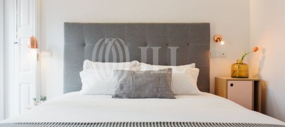 9 chambres Bâtiment à Porto, Portugal No. 54221 16