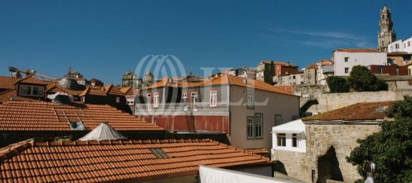9 chambres Bâtiment à Porto, Portugal No. 54221 8